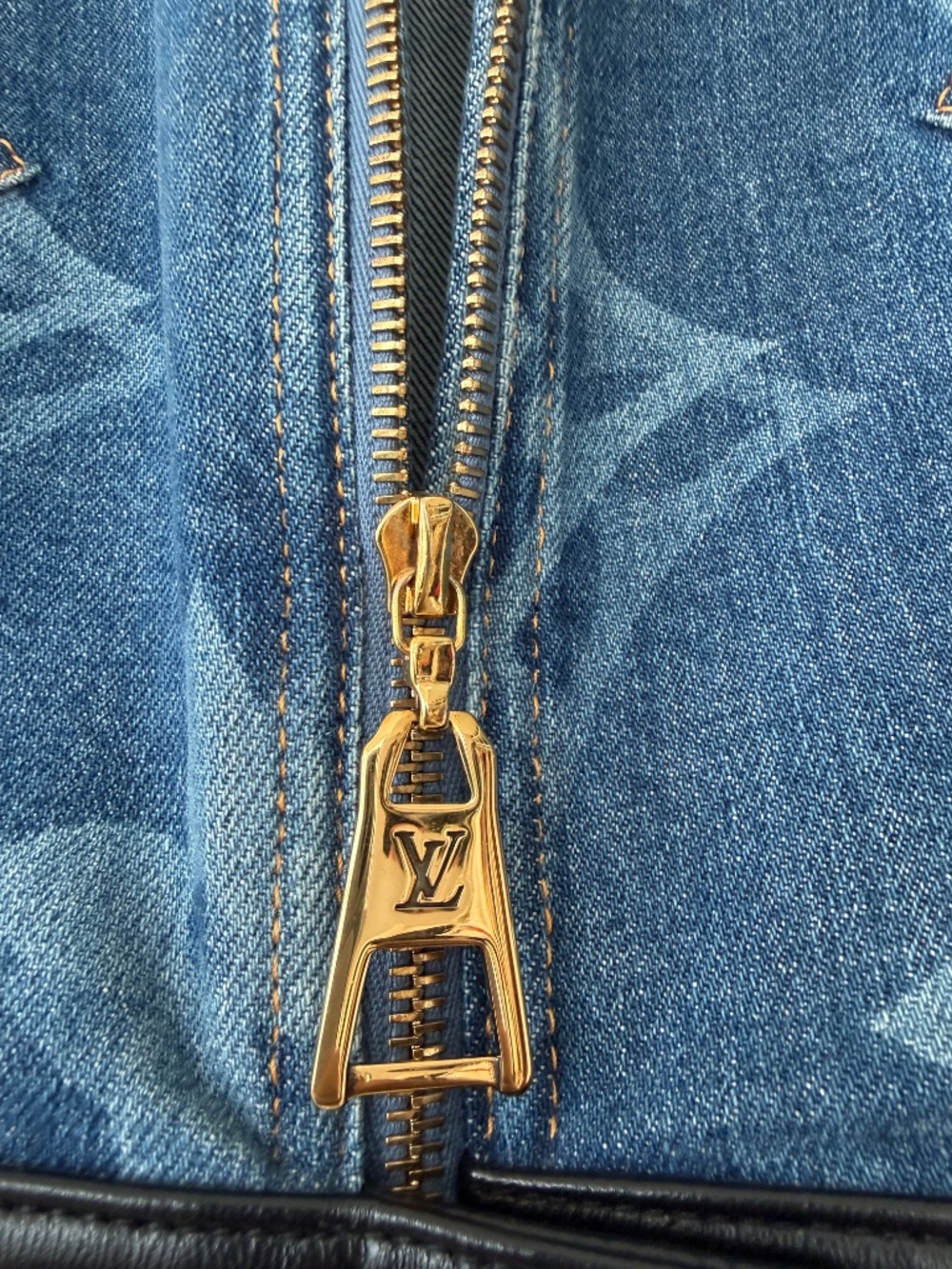 Louis Vuitton 2021 Mini Denim Dress - Picture 2 of 9